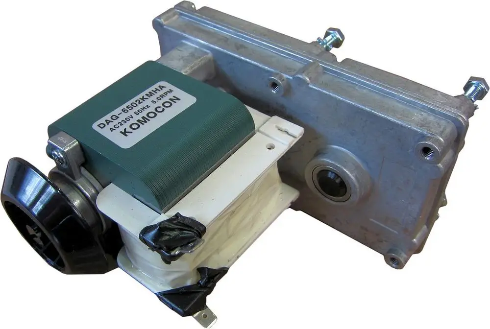 Bosch Getriebemotor mit einem Elektromotor und einem Gehäuse aus Metall. Auf der Oberfläche sind technische Spezifikationen zu erkennen.